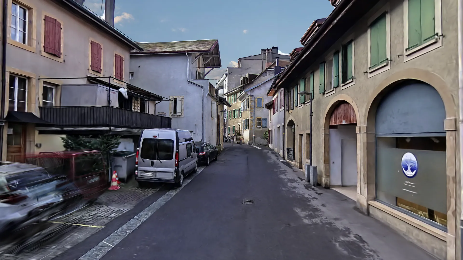 LA SARRAZ, captured
